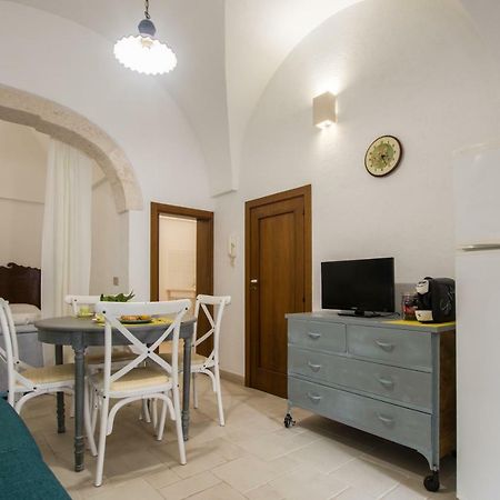 Dimora Zafferano - Guest House Остуни Екстериор снимка