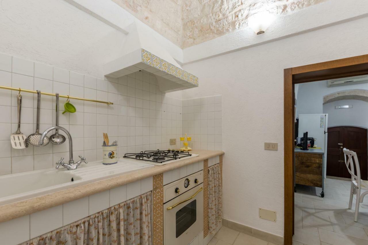 Dimora Zafferano - Guest House Остуни Екстериор снимка